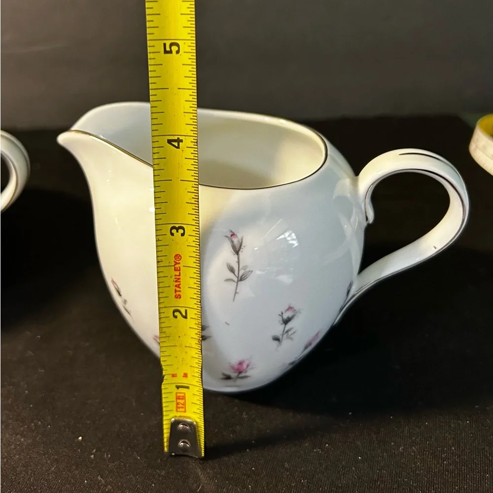 VTG Harmony House discontinued Rosebud sugar/creamer